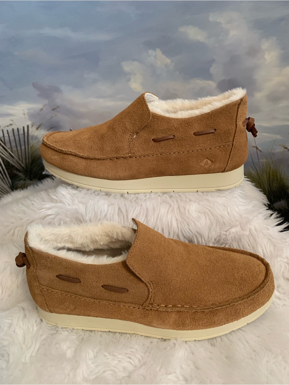 SPERRY ladies Moc-Sider suede tan faux fur NWT in size 9.5